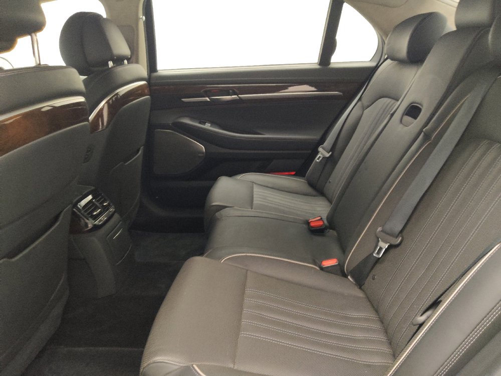 Used 2019 Genesis G90 3.3T Premium AWD/4WD image 18