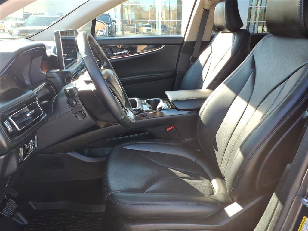 Used 2023 Lincoln Nautilus Reserve w/ Monochromatic Package image 11