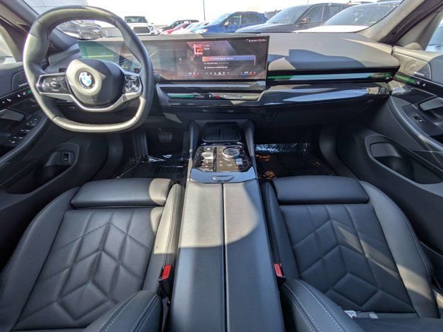 Used 2025 BMW 530i image 11