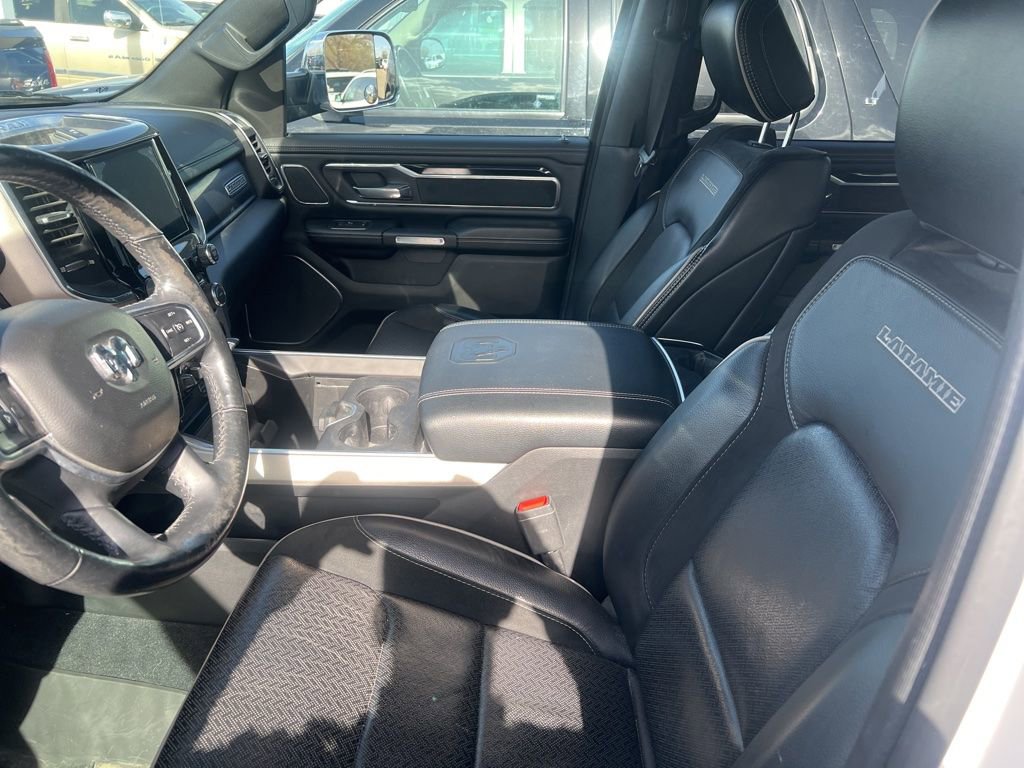 Used 2019 RAM 1500 Laramie AWD/4WD image 14