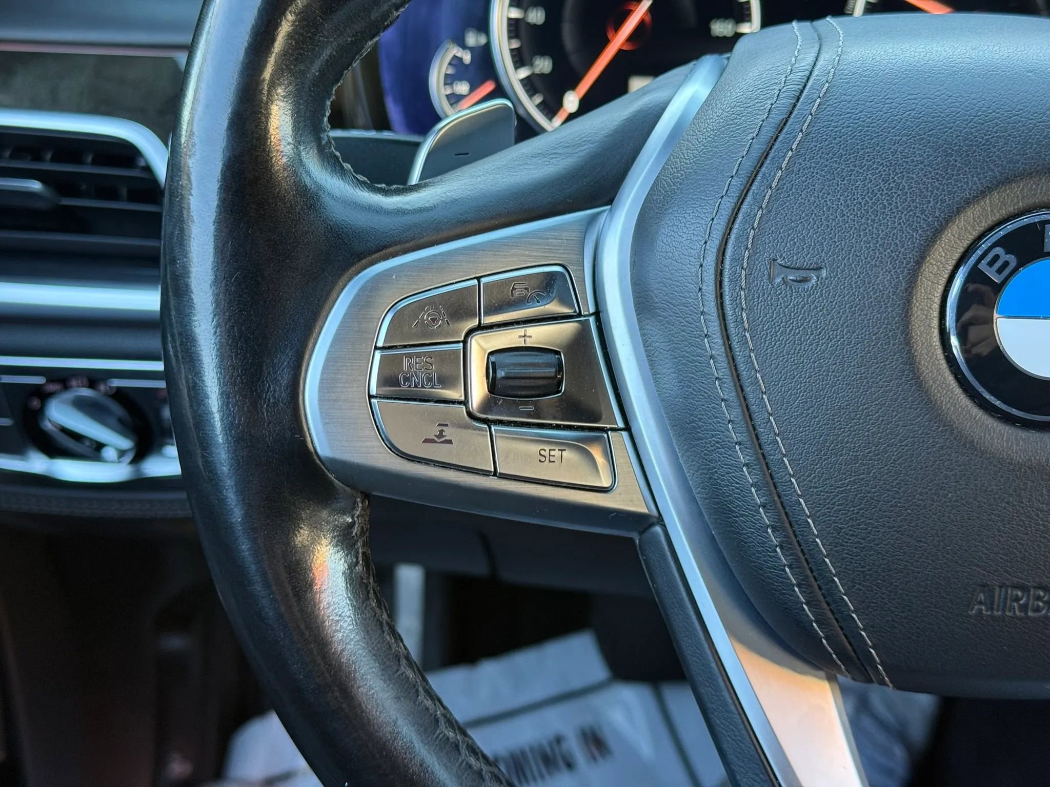 Used 2017 BMW 740i RWD image 17