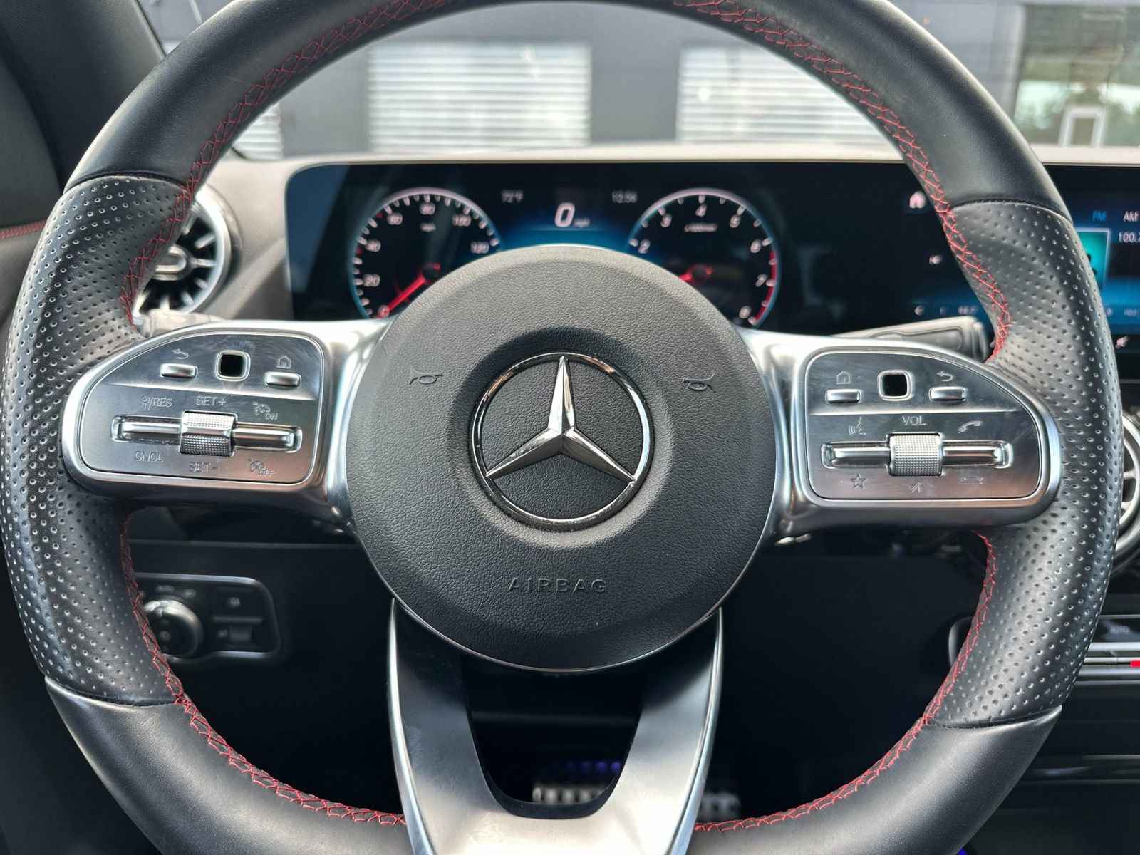 Certified 2022 Mercedes-Benz GLA 250 image 25