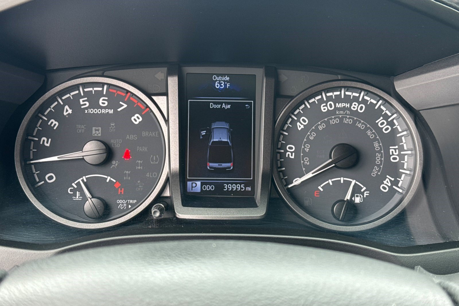 Used 2021 Toyota Tacoma TRD Off-Road w/ Technology Package AWD/4WD image 21