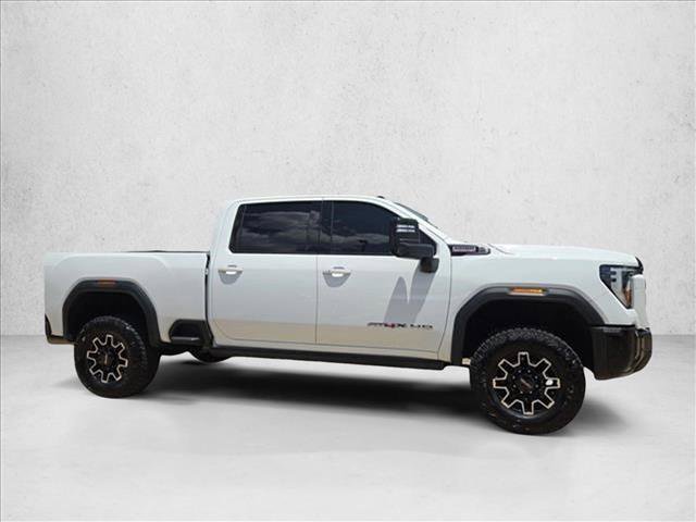 Used 2026 GMC Sierra 2500 AT4X AWD/4WD image 4