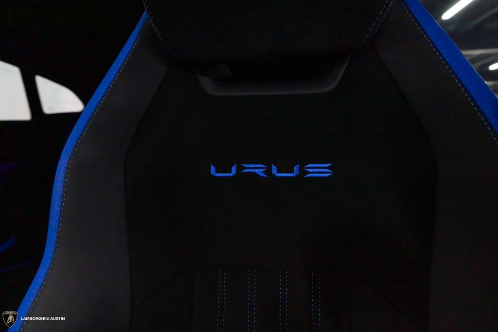 Used 2024 Lamborghini Urus Performante AWD/4WD image 29