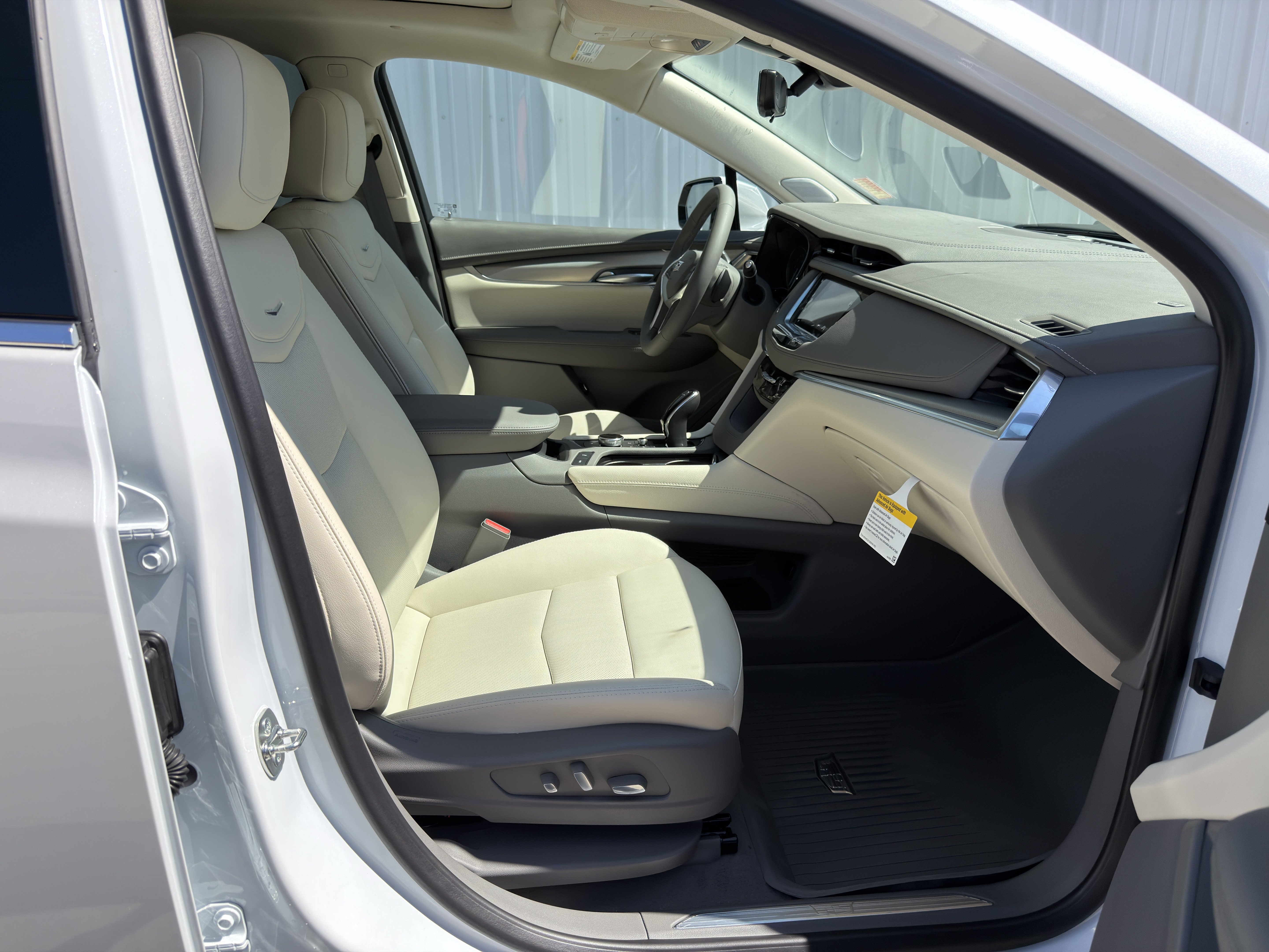 New 2026 Cadillac XT5 Premium Luxury w/ Driver Assist Package AWD/4WD image 20