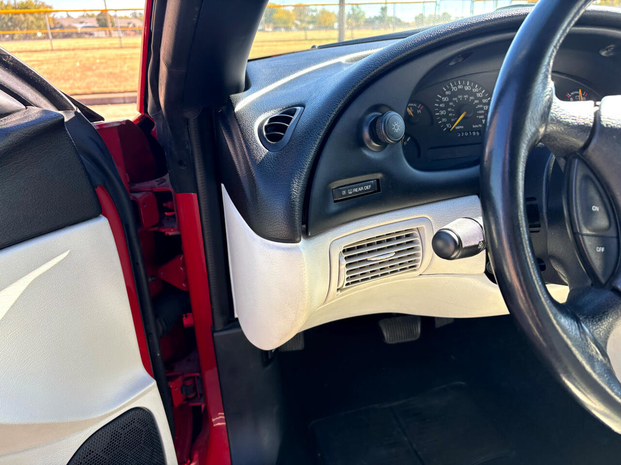 Used 1994 Ford Mustang GT image 18