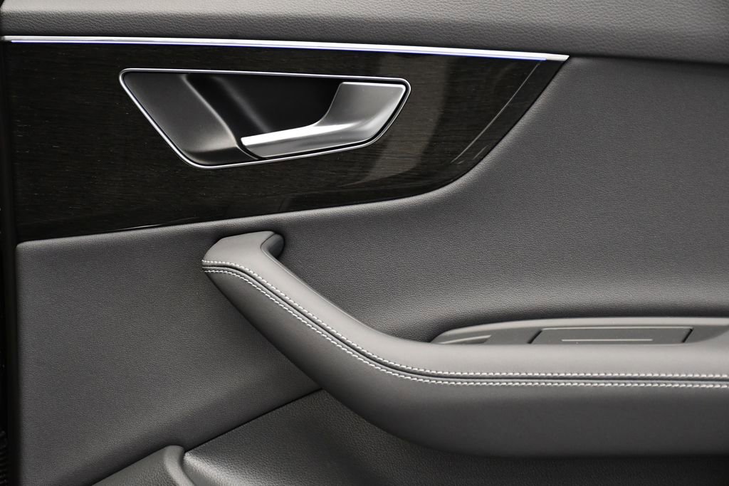 Used 2025 Audi Q7 3.0T Premium Plus w/ Premium Plus Package image 51