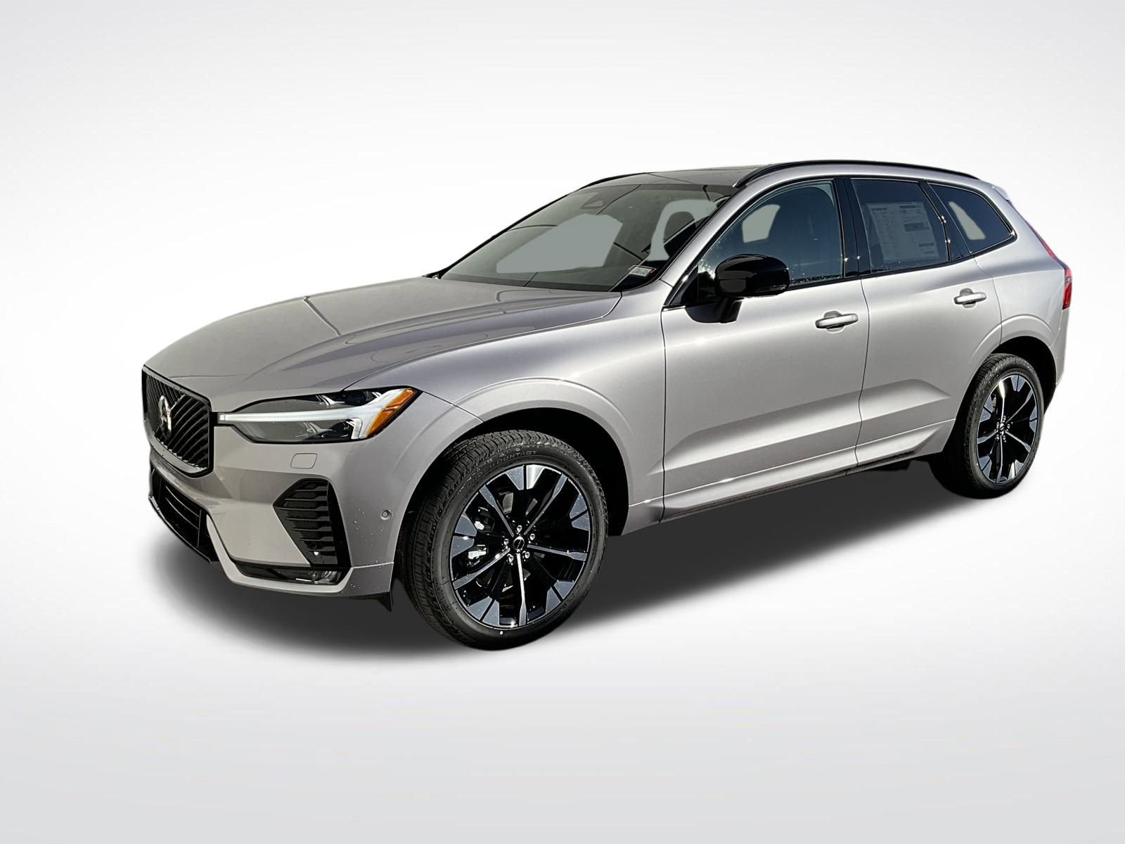 New 2026 Volvo XC60 B5 Plus w/ Climate Package 360° Tour