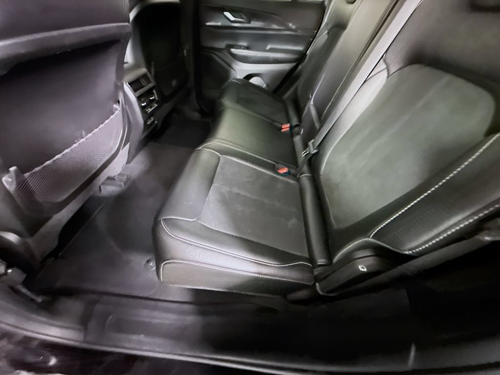 Used 2023 Jeep Grand Cherokee Altitude AWD/4WD image 28