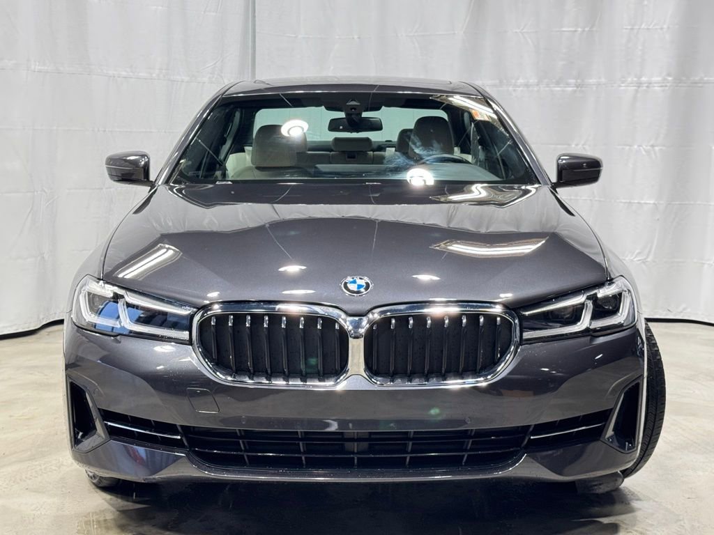 Certified 2023 BMW 540i xDrive w/ Convenience Package AWD/4WD image 2
