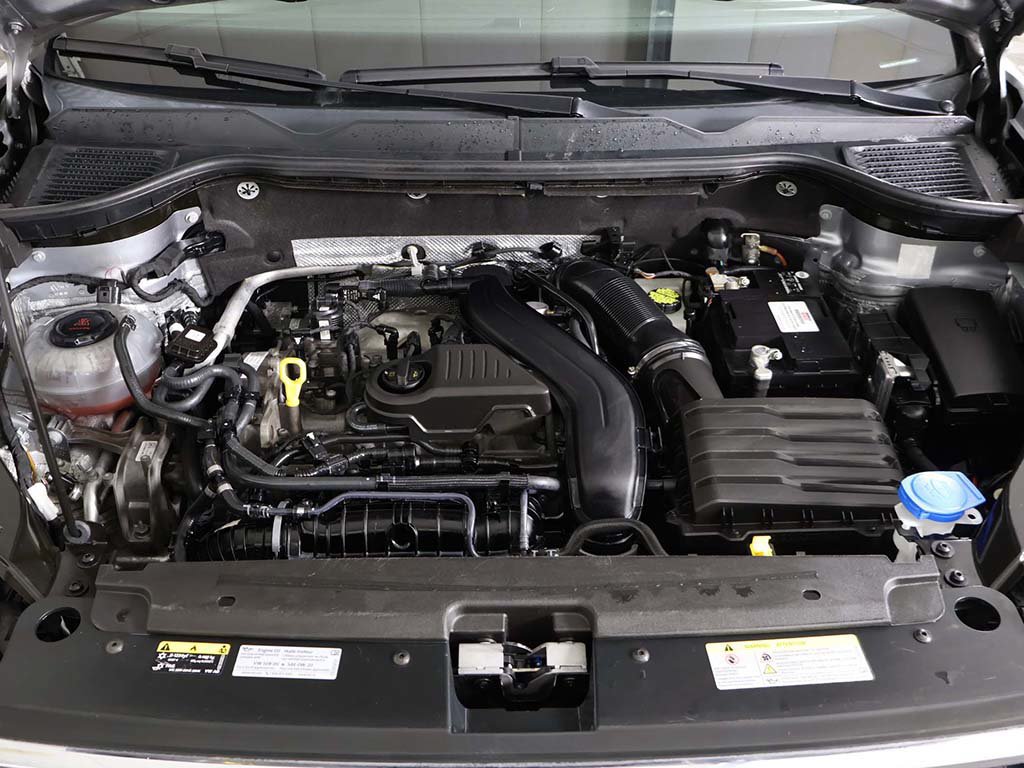 Used 2023 Volkswagen Taos SE FWD image 21