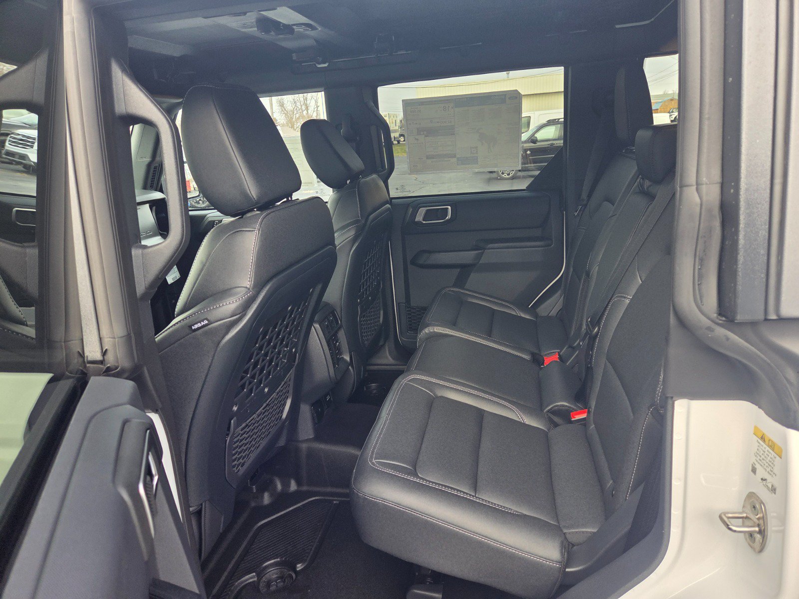 New 2025 Ford Bronco Big Bend w/ Black Diamond Package AWD/4WD image 15