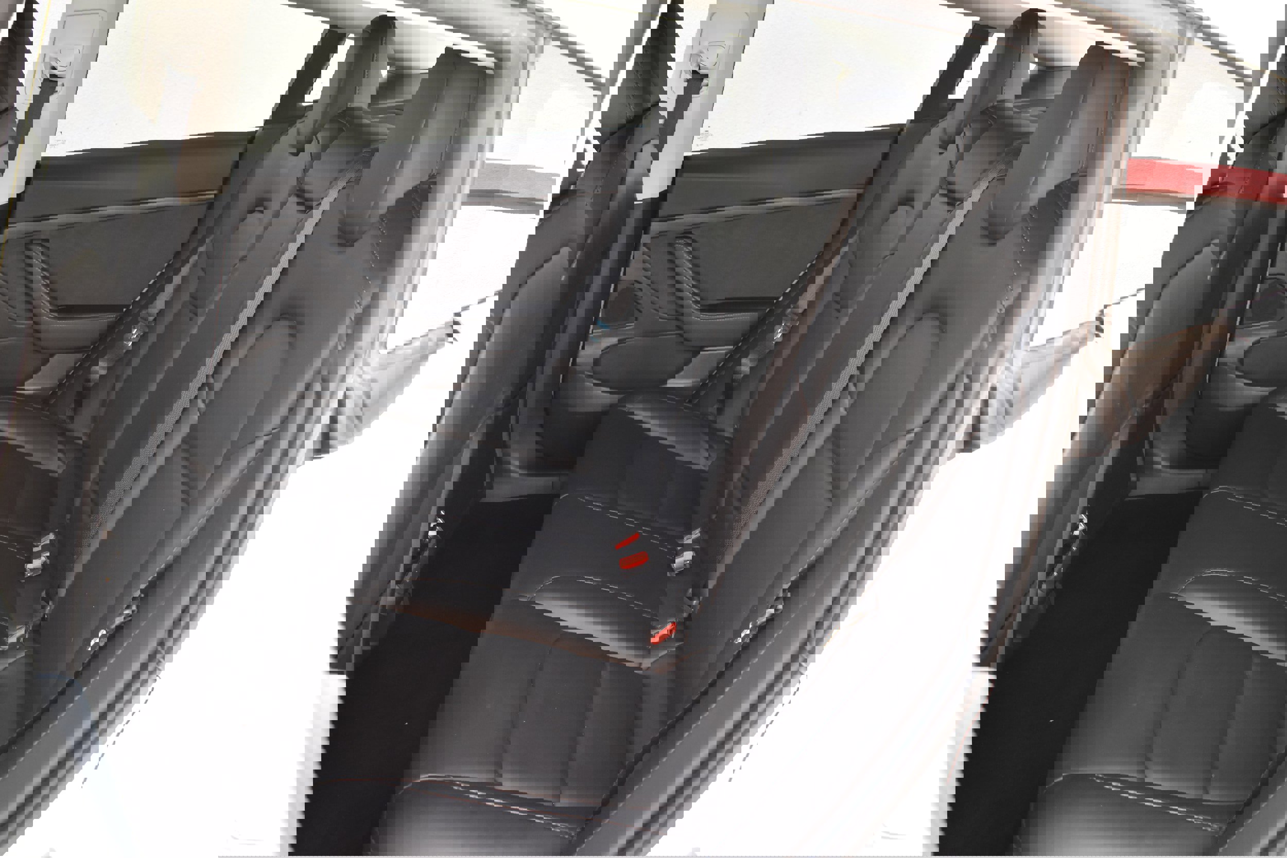 Used 2023 Tesla Model 3 Standard Range image 22