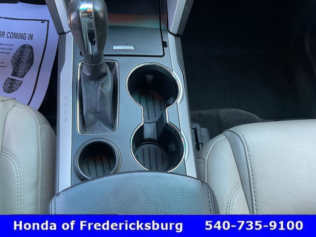 Used 2015 Ford Explorer XLT w/ Equipment Group 202A FWD image 37
