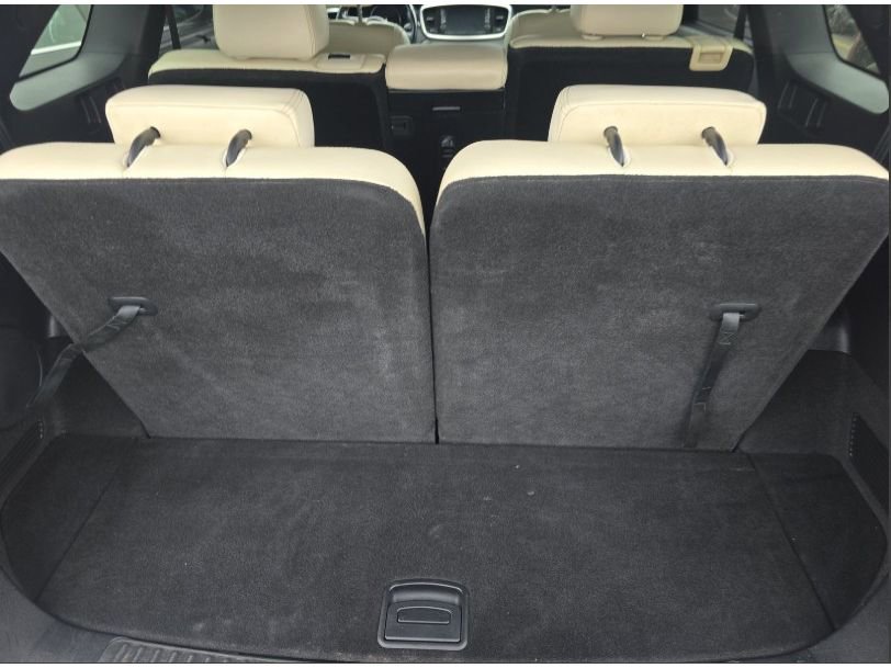 Used 2017 Kia Sorento SX image 10