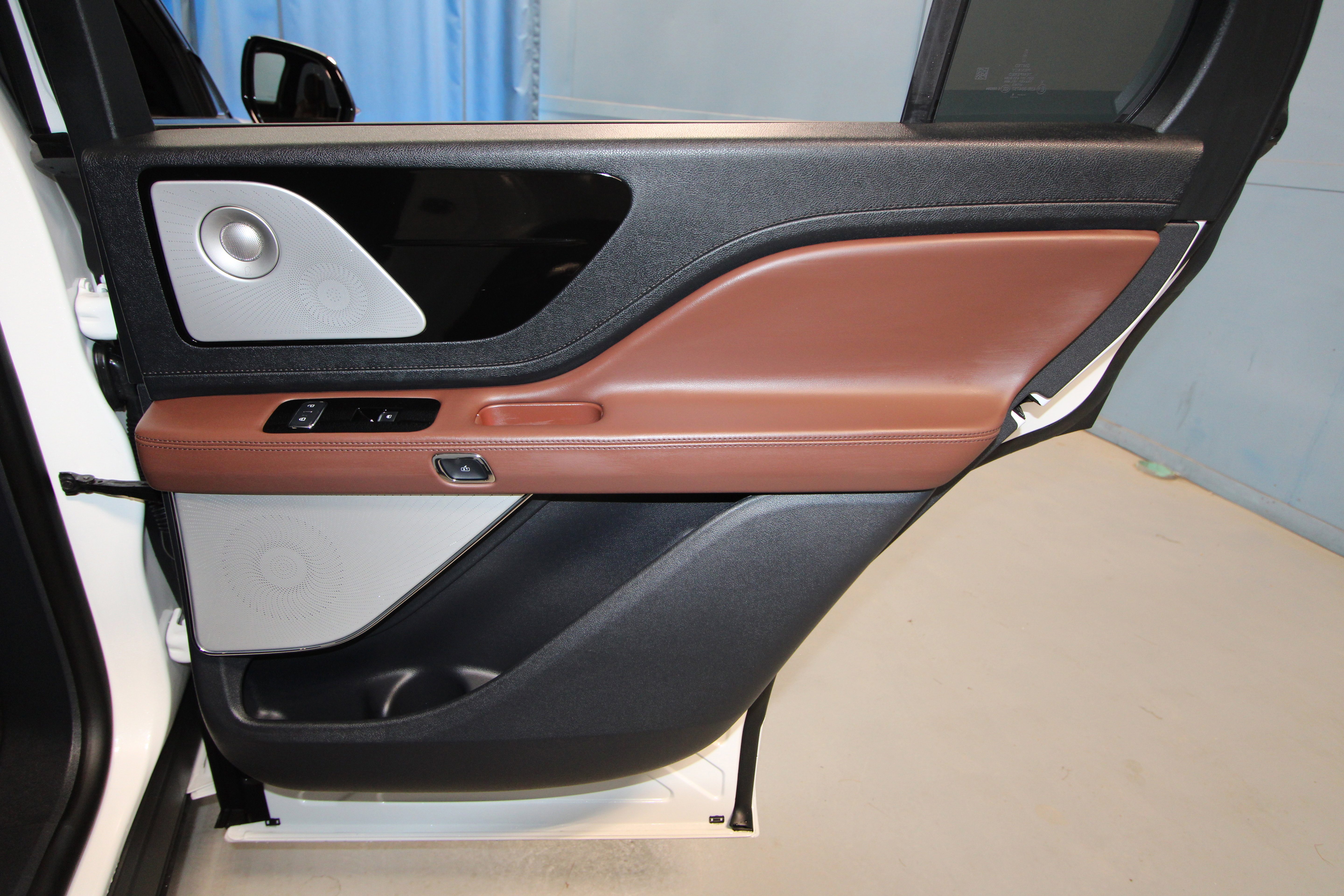 New 2026 Lincoln Aviator Reserve image 23