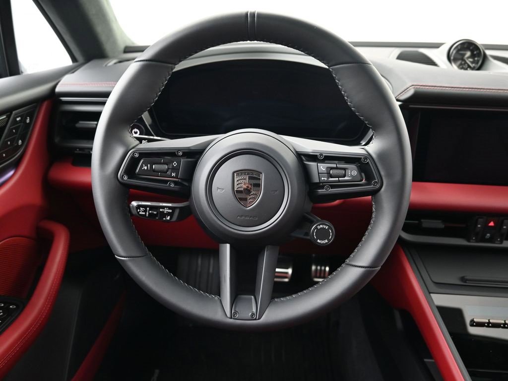 Used 2025 Porsche Macan Turbo Electric image 13