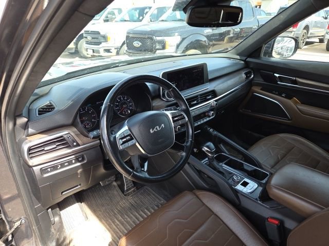 Used 2022 Kia Telluride SX w/ SX Prestige Package AWD/4WD image 9