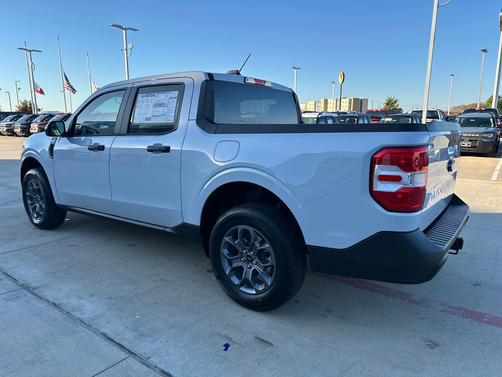 New 2025 Ford Maverick XLT w/ XLT Luxury Package AWD/4WD image 3