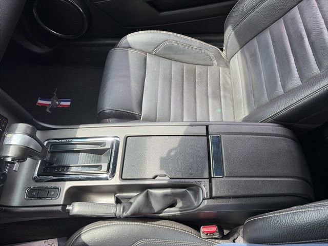 Used 2012 Ford Mustang Premium image 17