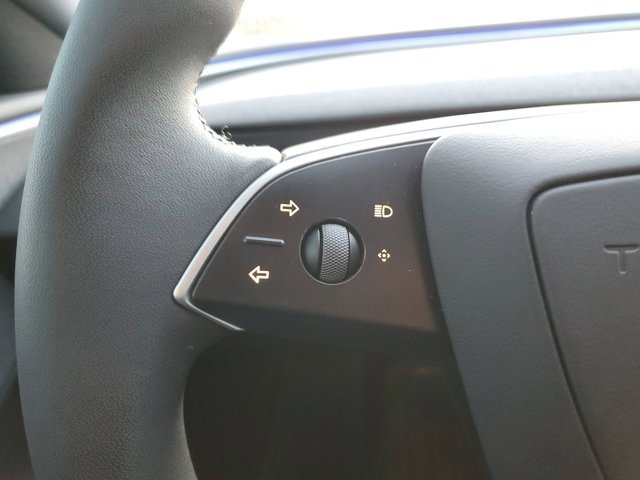 Used 2025 Tesla Model 3 Long Range image 24