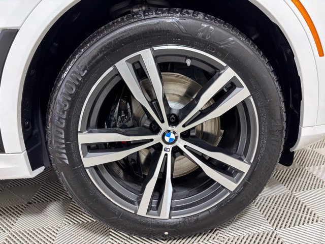 New 2027 BMW X7 xDrive40i w/ M Sport Package AWD/4WD image 19
