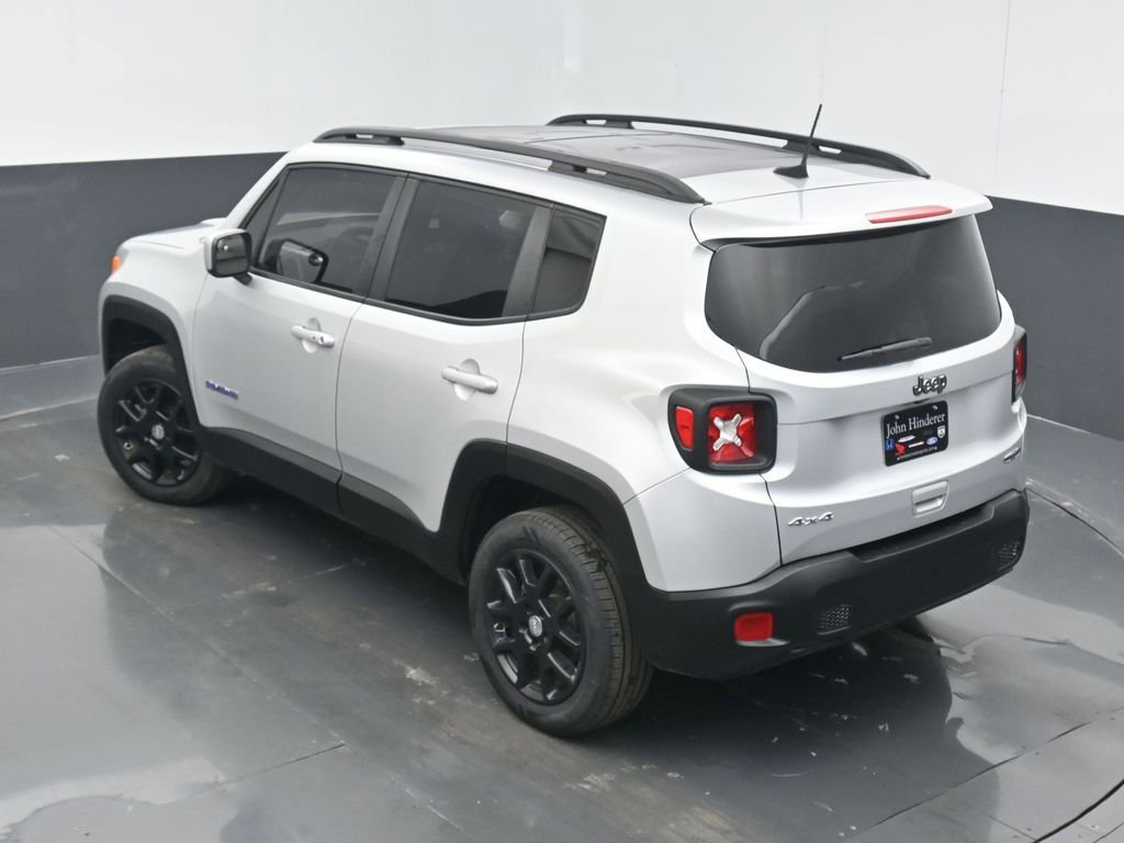 Certified 2020 Jeep Renegade Latitude w/ Cold Weather Group image 42