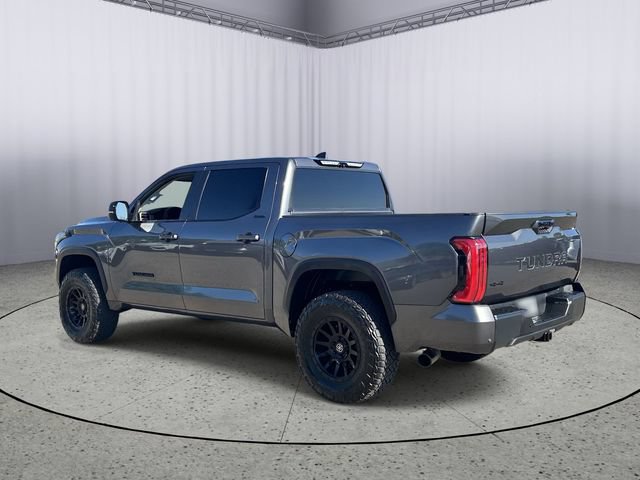 Used 2024 Toyota Tundra Limited AWD/4WD image 7