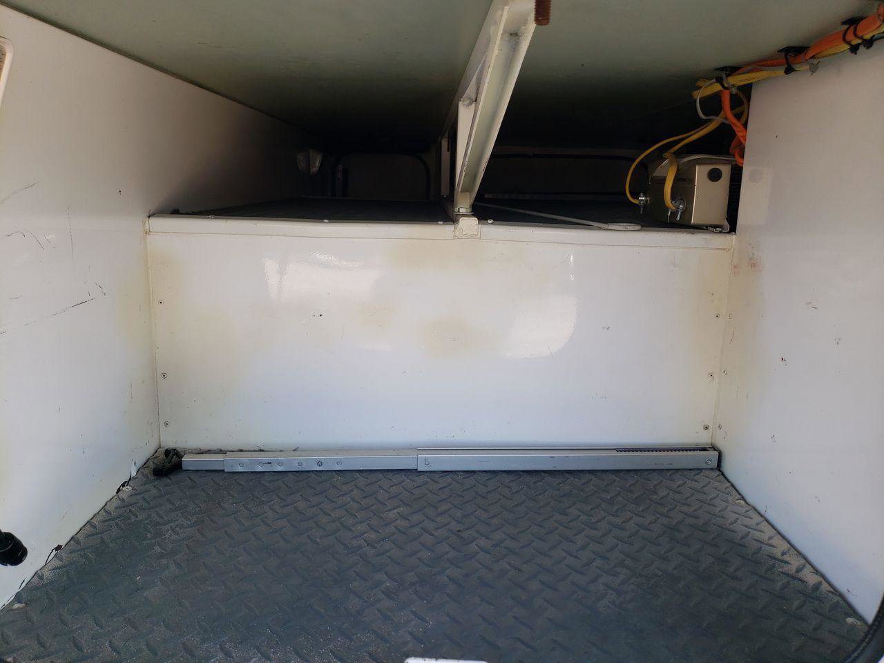 Used 2008 Freightliner Sprinter 3500 image 15