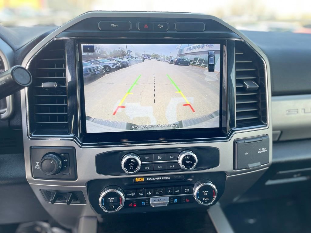 Used 2022 Ford F350 Lariat w/ Chrome Package image 15