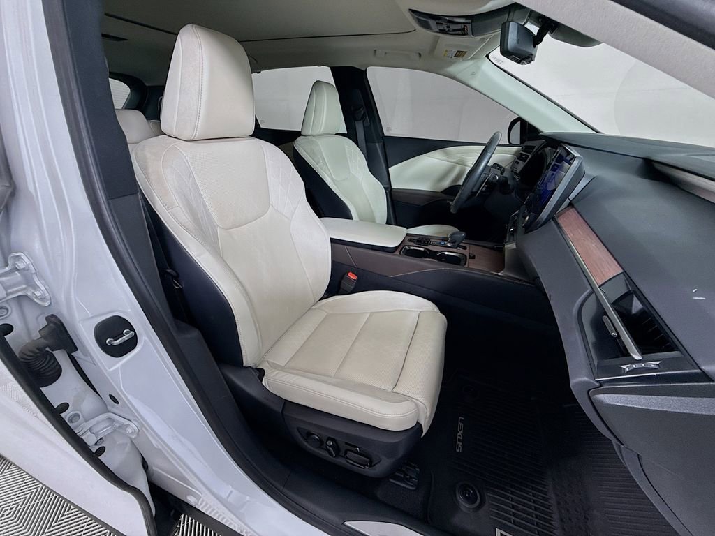 Certified 2023 Lexus RX 350 FWD w/ Cold Area Package image 30