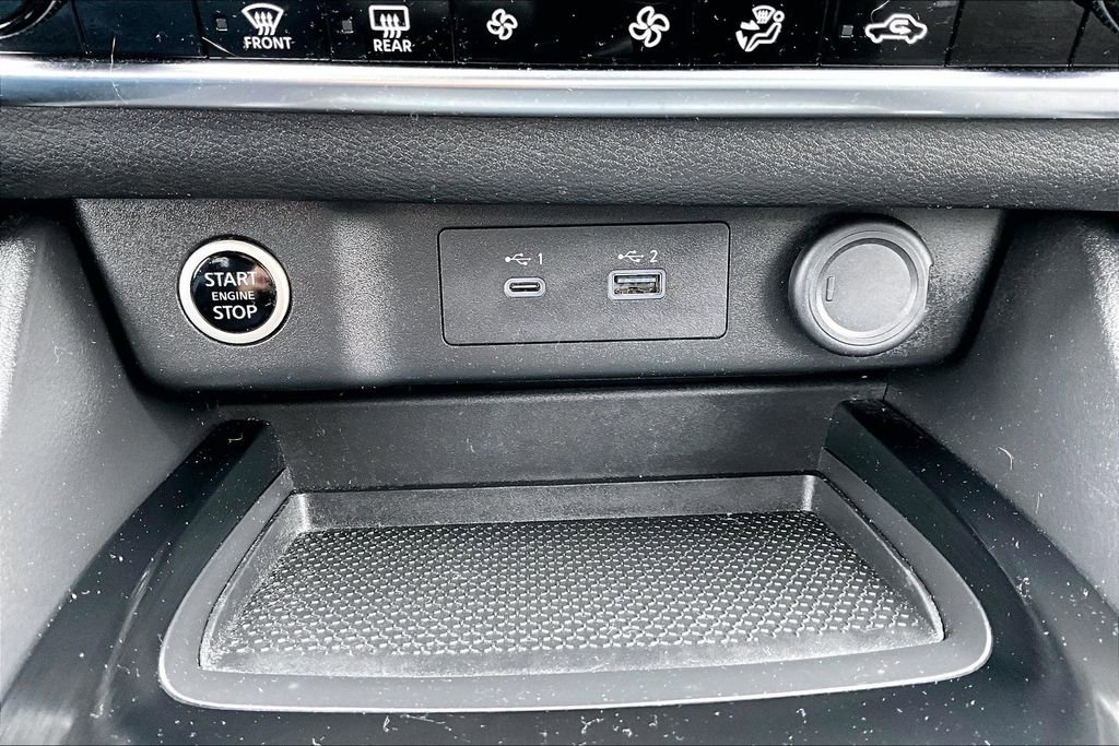 Used 2023 Nissan Rogue SV AWD/4WD image 32