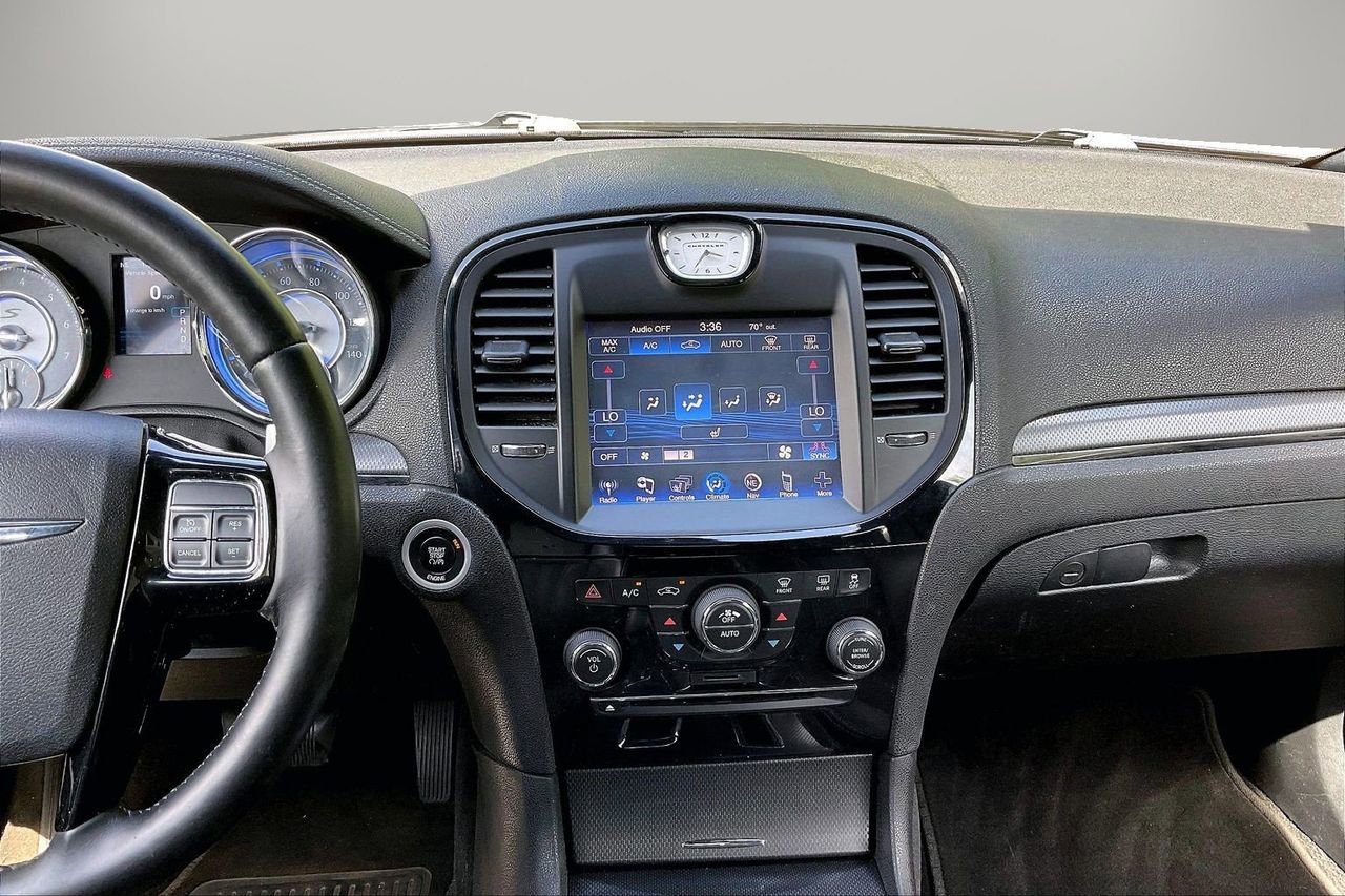 Used 2014 Chrysler 300 S RWD image 13