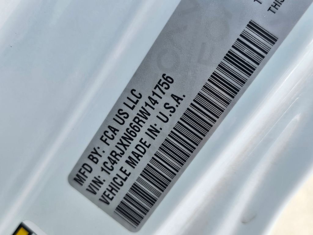 Used 2024 Jeep Wrangler Unlimited w/ Convenience Group AWD/4WD image 19