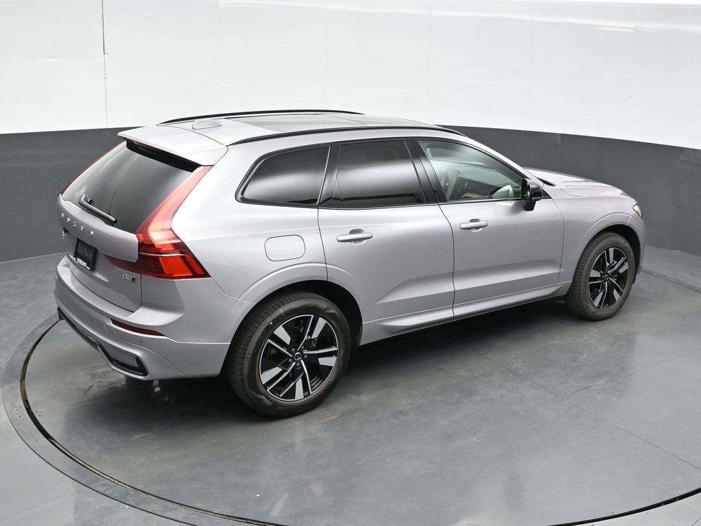 New 2026 Volvo XC60 B5 Core w/ Climate Package AWD/4WD image 54