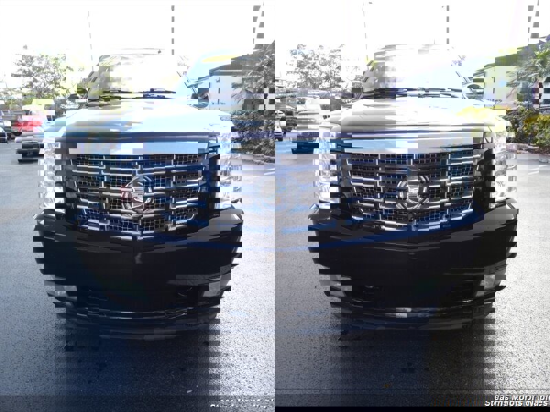 Used 2007 Cadillac Escalade EXT EXT w/ Climate Package image 4