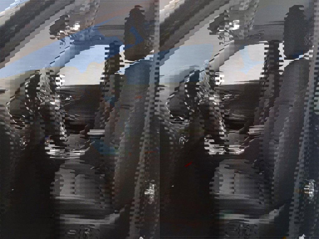 Used 2024 Chevrolet Malibu LT image 9