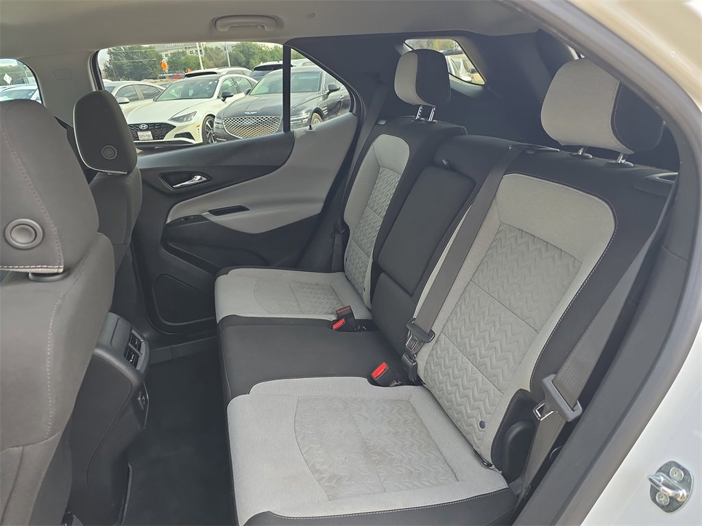 Used 2022 Chevrolet Equinox LS w/ LS Convenience Package image 13