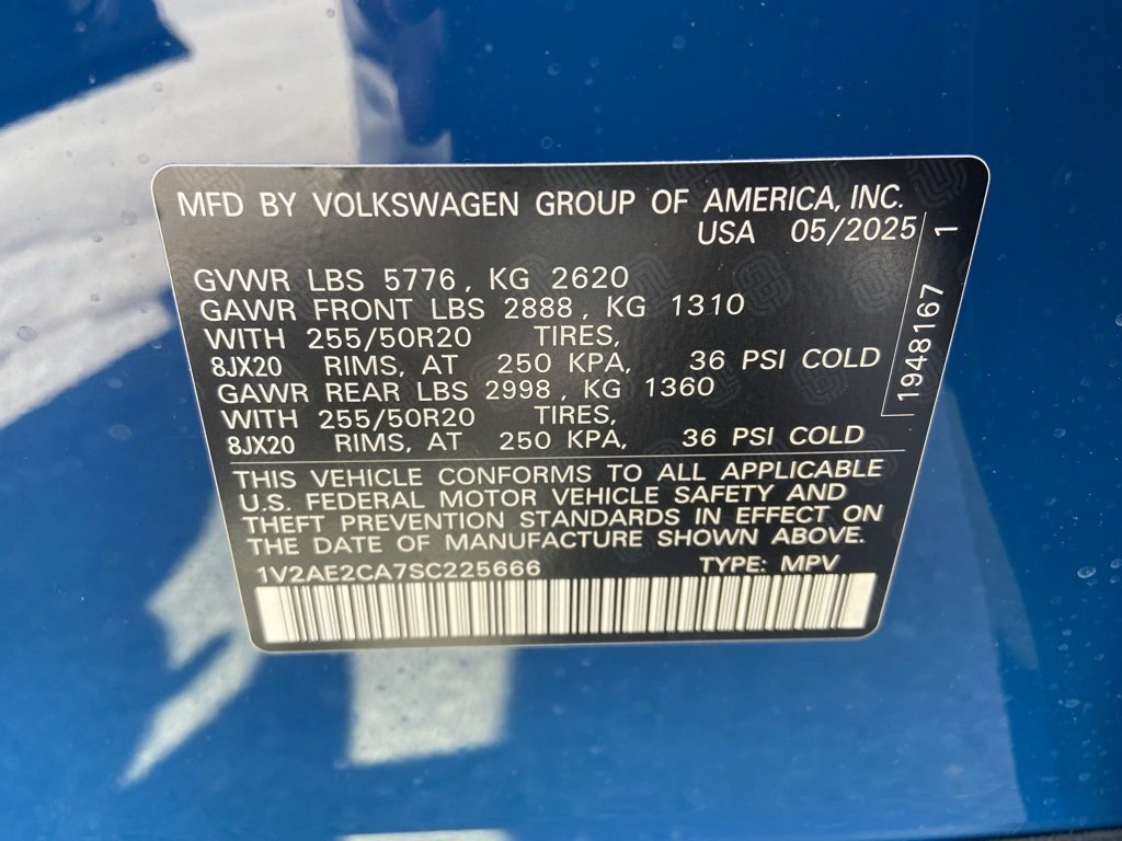 New 2025 Volkswagen Atlas Cross Sport SEL R-Line image 11