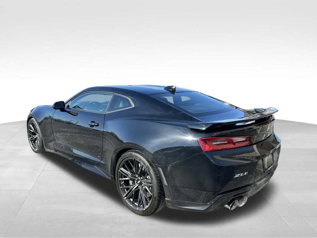 Used 2018 Chevrolet Camaro ZL1 image 14