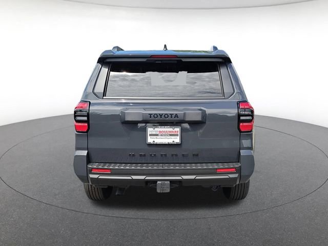 Used 2025 Toyota 4Runner SR5 RWD image 5