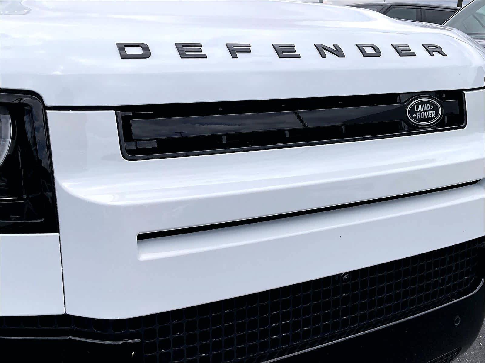 New 2026 Land Rover Defender 110 X-Dynamic SE AWD/4WD image 34