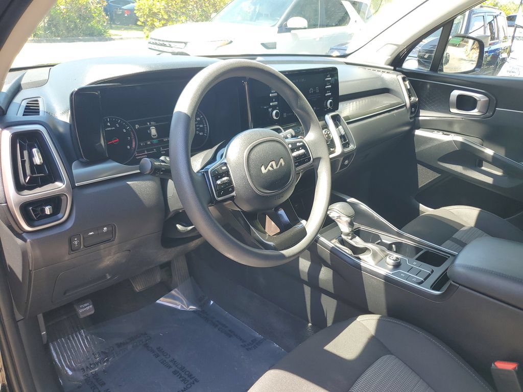 Used 2022 Kia Sorento LX FWD image 22