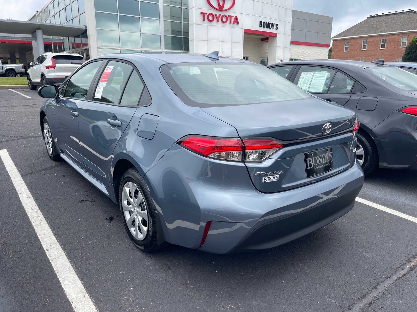New 2026 Toyota Corolla LE FWD image 11