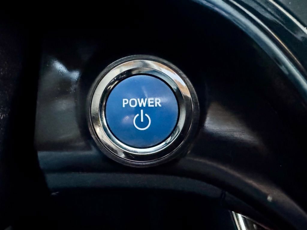 Used 2016 Toyota Avalon XLE Plus image 23