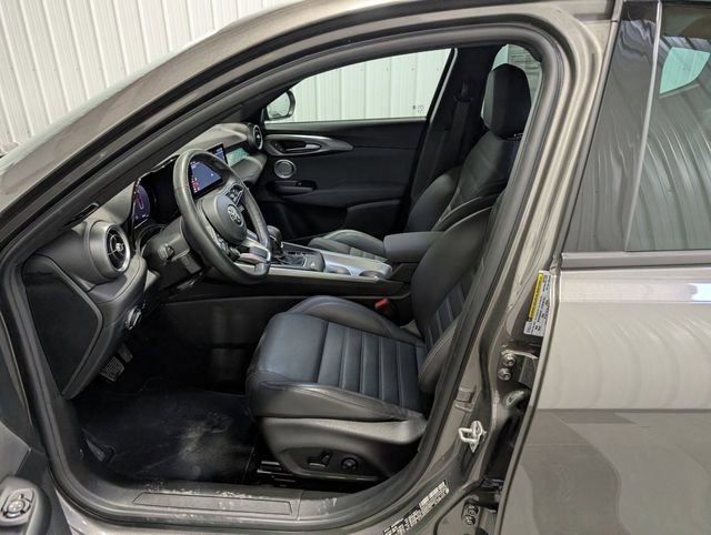Used 2024 Alfa Romeo Tonale Ti image 15
