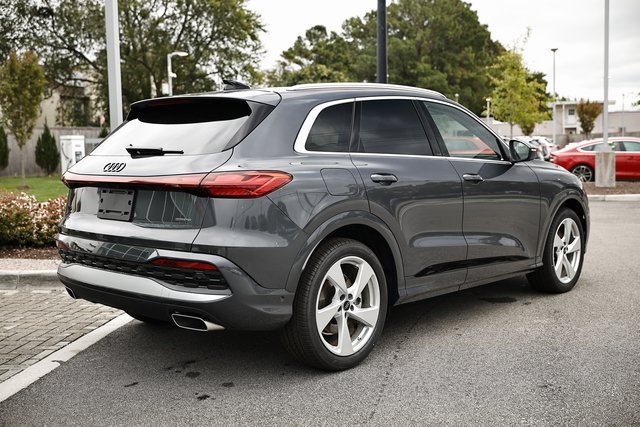 New 2025 Audi Q5 Prestige image 7