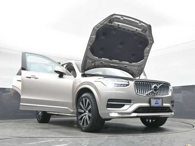 Used 2023 Volvo XC90 B6 Plus w/ Protection Package AWD/4WD image 55