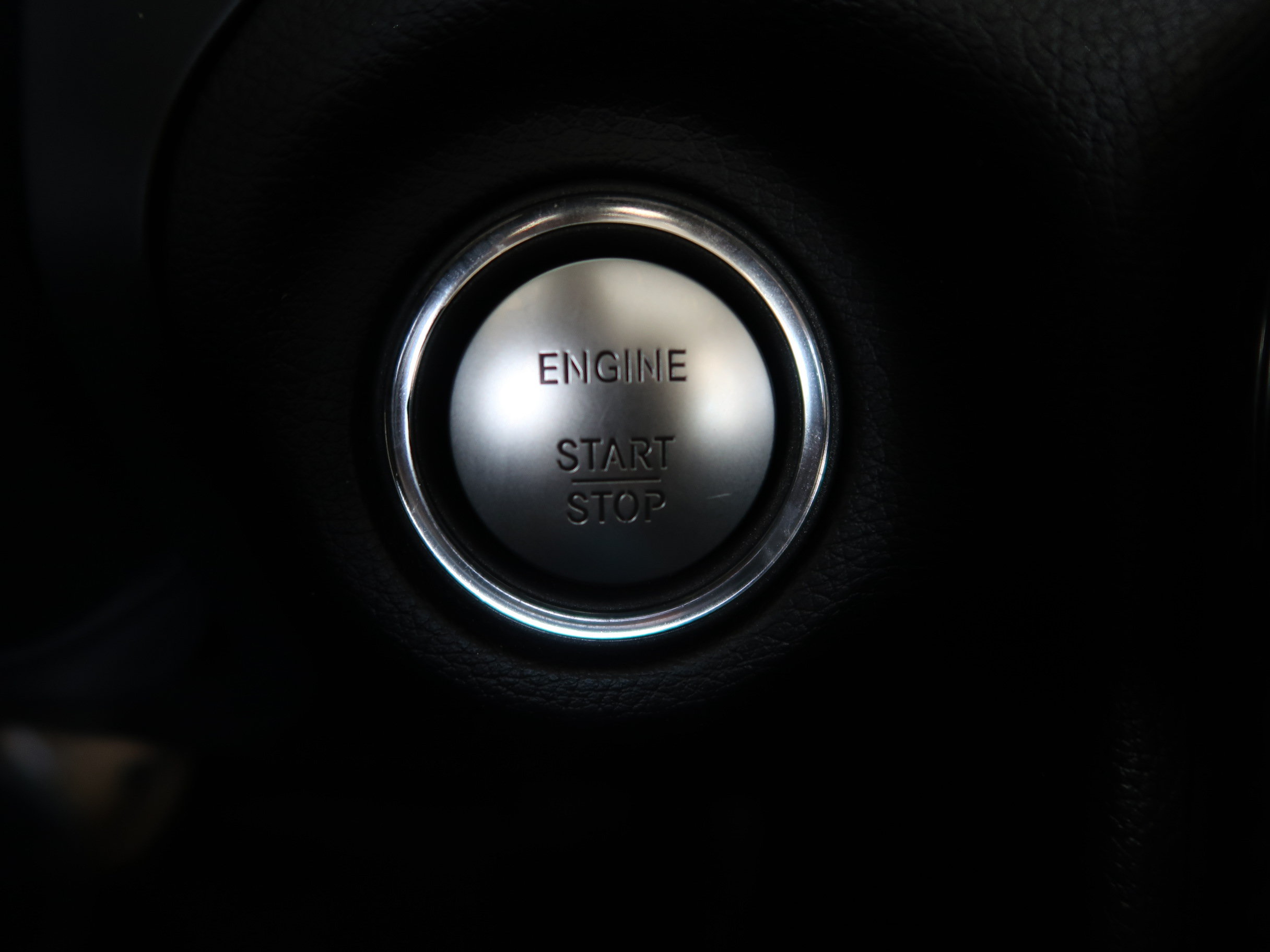 Used 2015 Mercedes-Benz SLK 250 image 26